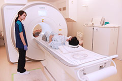 MRI装置(SIEMENS)