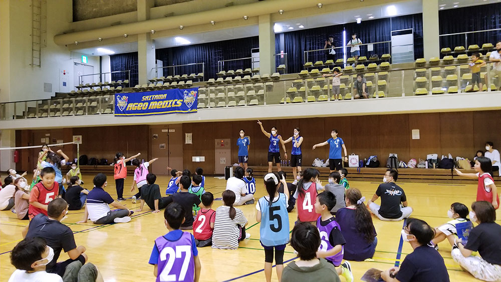 上尾市スポーツ健康都市宣言記念　健康スポーツ体験会～親子ふれあいバレーボール教室レポート～