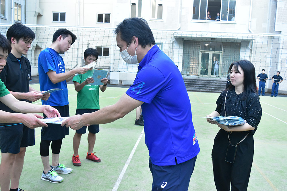 埼玉県庁 各課対抗バレーボール大会の始球式を行いました！