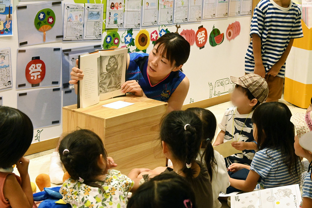 「未来屋書店・上尾店　読み聞かせ会」レポート2