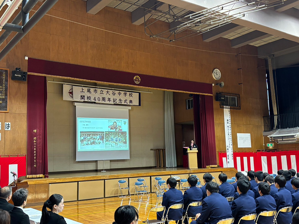 大谷中学校での講演の様子